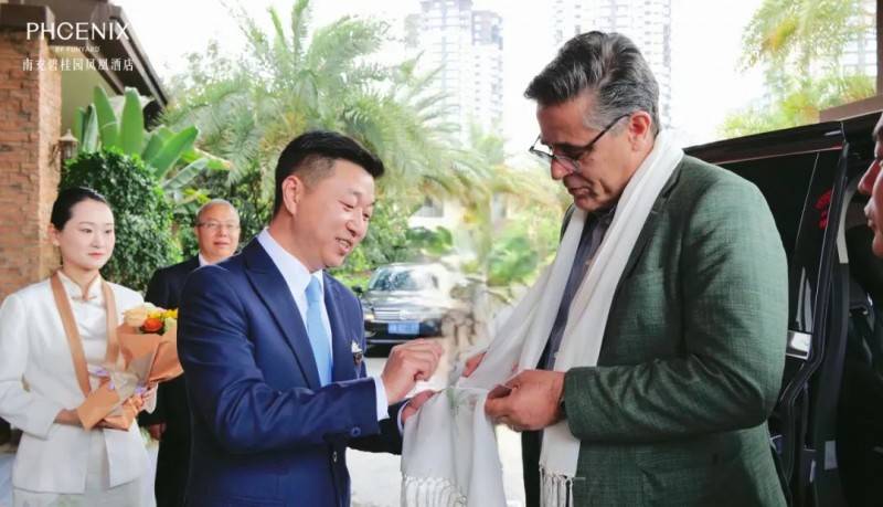 中国服务，礼遇全球宾客：南充碧桂园凤凰酒店圆满接待驻华使团