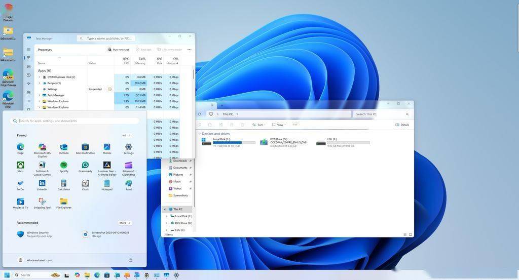 开源神器！Windows 11 也能拥有 macOS Liquid Glass 效果